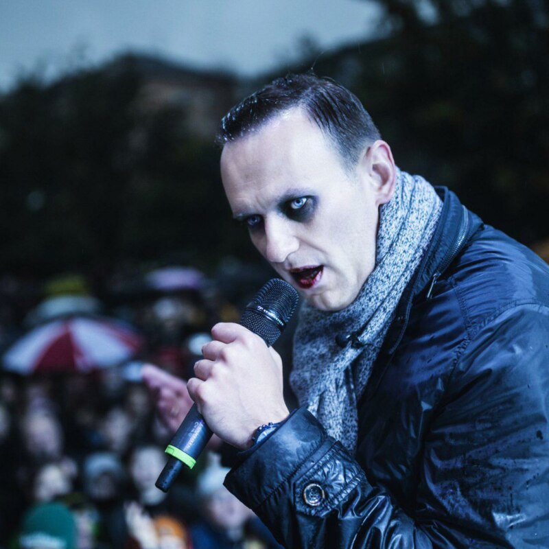 навальный с микрофоном