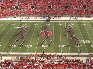 Флосс на стадионе