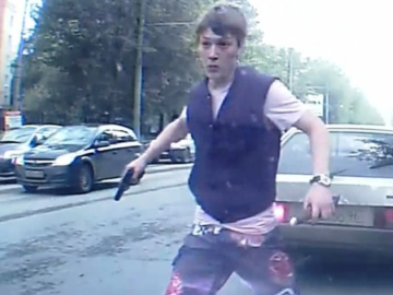 Игорь ты кому сигналишь дядя