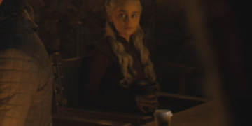 Кофейный стаканчик в "Игре престолов"