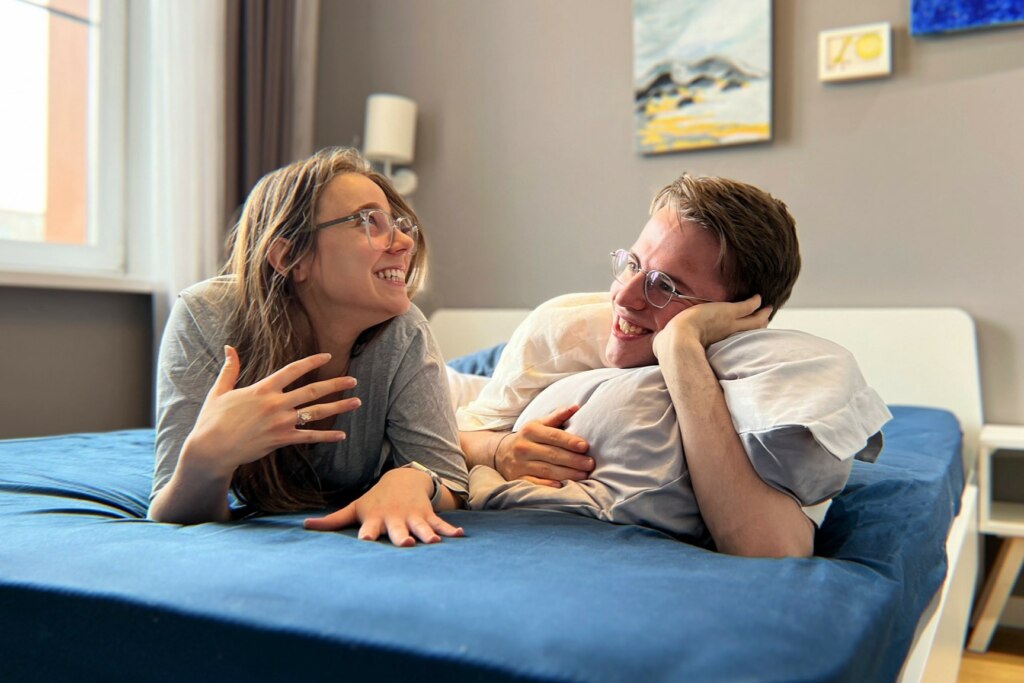 Айтишник заставил ChatGPT общаться с девушками