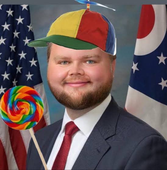 мемы марта 2025